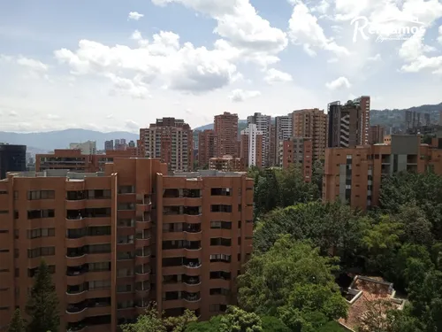 Apartamento En Arriendo En El Poblado. Cod A775445