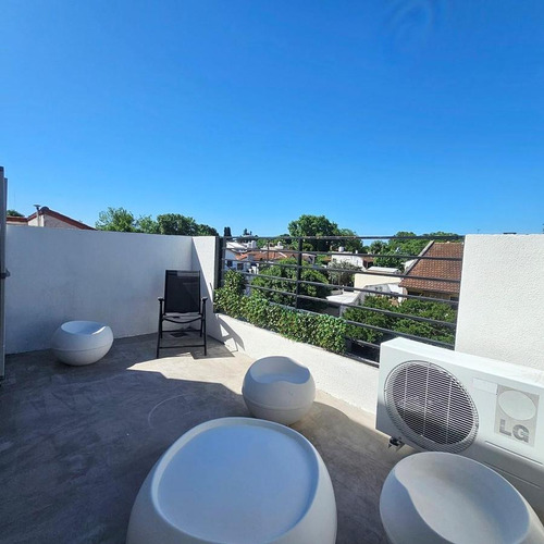 Casa Triplex En Venta En Olivos, Vicente López, G.b.a. Zona Norte
