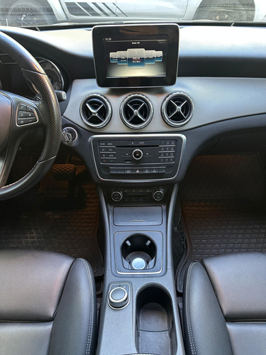 Mercedes-Benz Clase GLA 1.6 Gla200 At Urban 156cv
