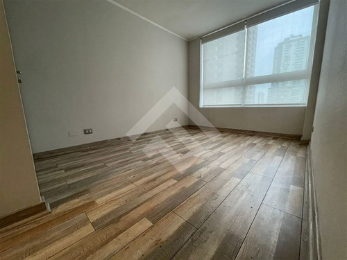 Imagen 10 de 27 de Departamento En Arriendo De 2 Dorm. En Estación Central