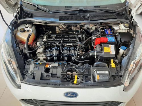Ford Fiesta Kinetic S 1.6 Mt 2015