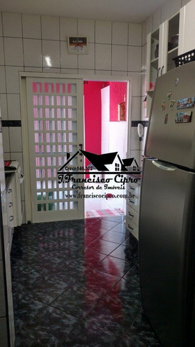 Imagem 8 de 20 de Casa-sobrado-para-venda-em-parque-das-alamedas-guaratingueta-sp - Cs080