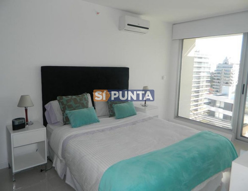 Imagen 10 de 30 de Brava, Edificio Con Servicios