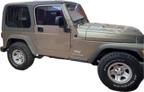 Jeep Wrangler 4x4 Standar 