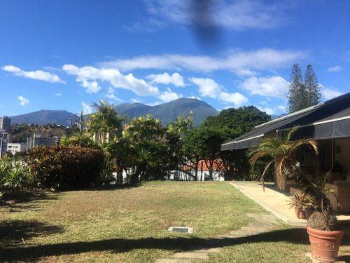 Imagen 2 de 16 de Vendo Casa 1000m2 8h/8b/15p Cerro Verde 3628