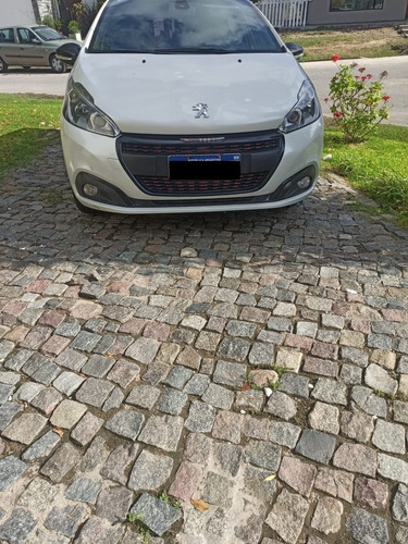 Peugeot 208 Gt