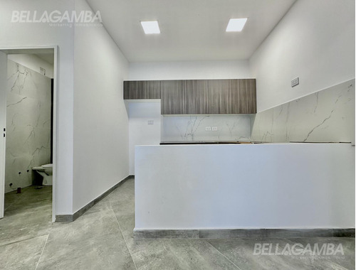 Oficina Venta Olivos 200m2 100% Remodelada