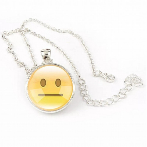 Collar Con Emoticon Speechless Con Envio Gratuito