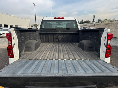 Chevrolet Silverado 2p 1500 WT Cab Reg 4x4 V8/5.3 Aut