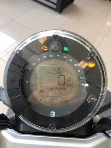 Imagen 12 de 17 de Husqvarna 401 Svartpilen Año 2021 Con 1900 Km