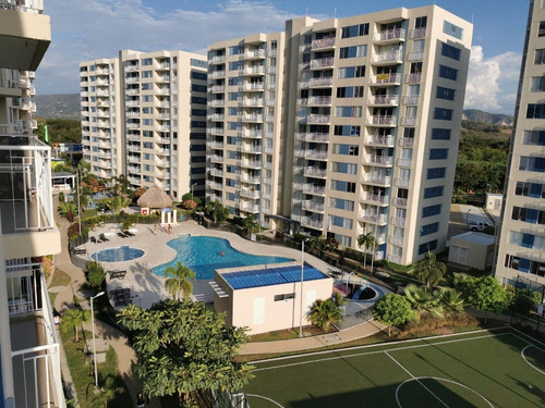 Imagen 9 de 16 de Alquiler Apartamento Vacacional En Ricaurte - Girardot Por Días, Completamente Dotado, Con Vista A Las Piscinas, Tv Satelital, Wifi Y Parqueadero Privado.
