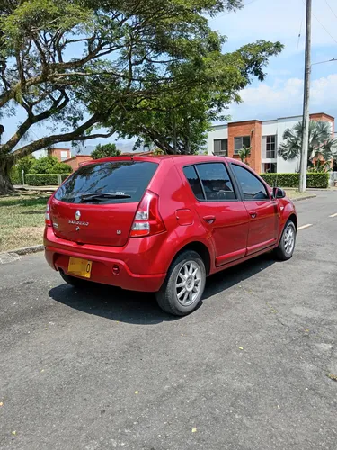 Renault Sandero 1.6 Dynamique 110 hp