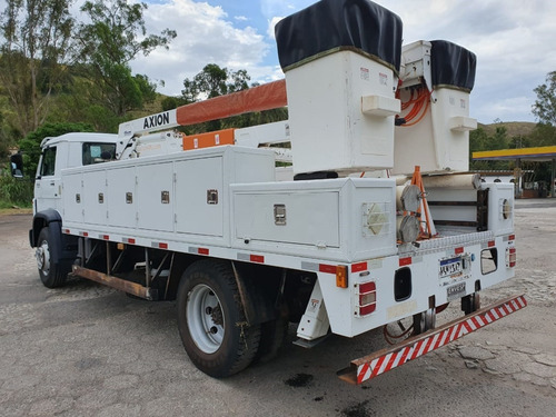 Volkswagem 13-190 4x2 Cesto Aéreo Isolado Duplo Ano 2015