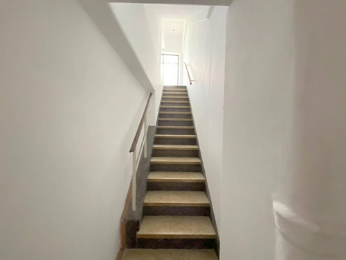 Imagen 8 de 10 de Venta Apartamento Con 6 Dormitorios En Cordã³n