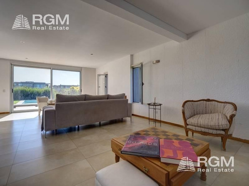 Imagen 14 de 30 de Magnifica Casa Racionalista En Albanueva