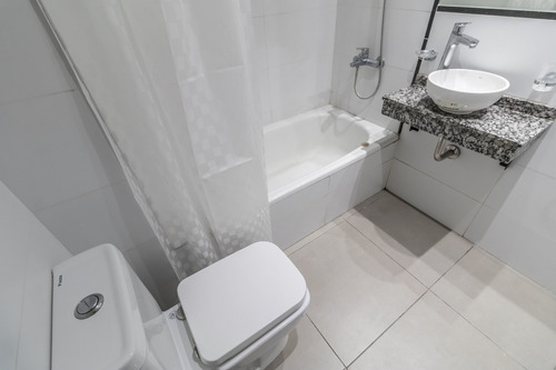 Departamento Monoambiente En Venta En Almagro, Capital Federal, Buenos Aires