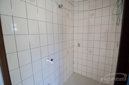 Lojas Térrea Na Velha Com Área Total De 329,21 M² - 35711475l