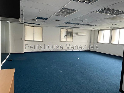 Oficina En Alquiler, En Los Caobos.