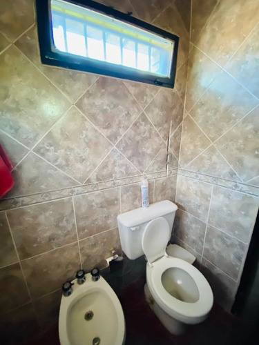 Imagen 16 de 30 de Casa Con Pileta Para 6/8 Personas En Hermoso Barrio