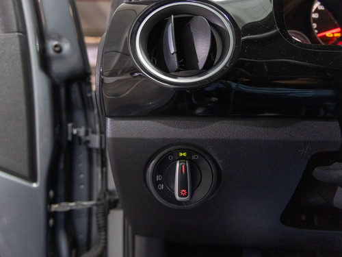 Volkswagen Up! 1.0 High Up!