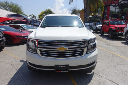 Imagen 2 de 13 de Chevrolet Suburban Ltz 2015