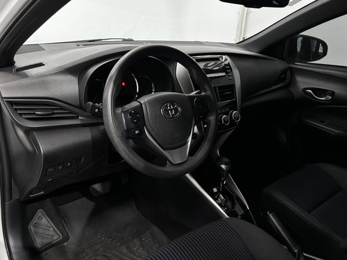 Toyota Yaris 1.3 16V FLEX XL MULTIDRIVE