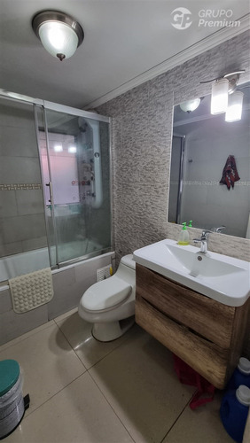 Casa En Venta De 4 Dorm En Parque Lantaño, Chillán