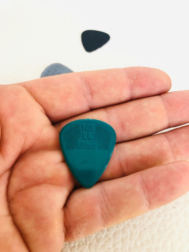 Picks Puas Pajuelas Para Instrumentos Musicales X10 Unid.