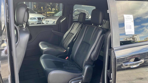 Imagen 8 de 15 de Dodge Grand Caravan Americana