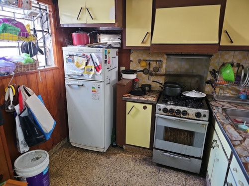 Venta Casa Multifamiliar 5 Ambientes Con Local Comercial En Martínez