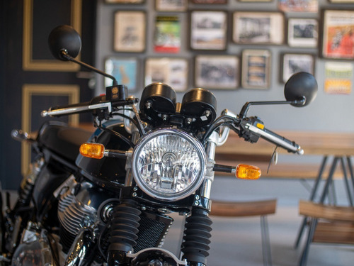 Imagen 12 de 25 de Royal Enfield Continental Gt 650 Azul Reserva Disponible