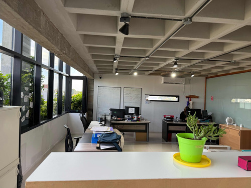 Oficina 130 M2