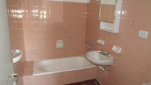 Imagen 10 de 11 de Departamento De 1 Dormitorio En La Plata Calle 56 E/ 9 Y 10 - Dacal Bienes Raíces