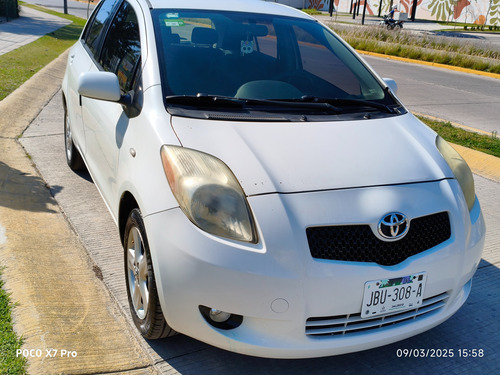 Toyota Yaris 1.5 Hb Premium 5vel Aa Ee Mt