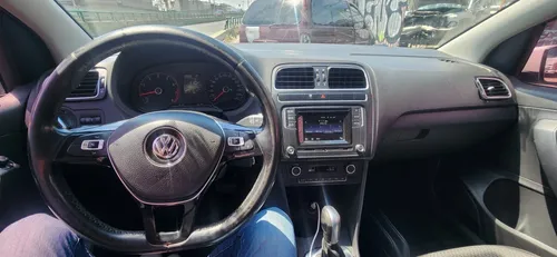 Volkswagen Vento 1.6 Highline At