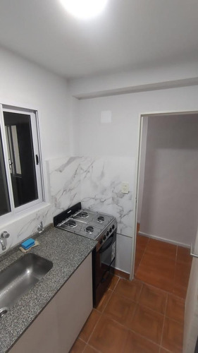 Av Cordoba 2800, Departamento Monoambiente En Barrio Norte, Frente Plaza Monseñor