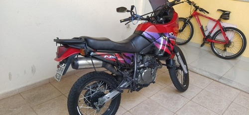 Imagem 3 de 5 de Honda Sahara