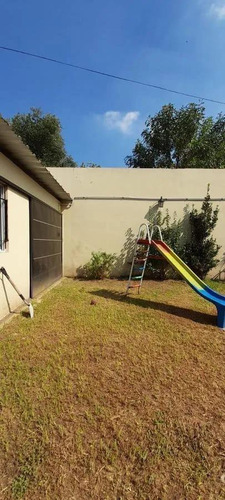 Casa En Venta Ubicado En El Palomar, Morón, G.b.a. Zona Oeste