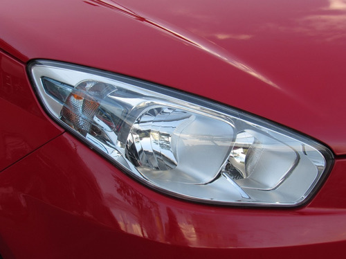 Imagem 14 de 15 de Fiat Grand Siena 1.4 Mpi Attractive 8v