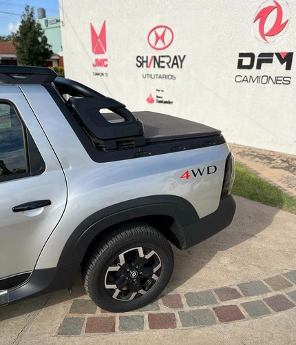 Imagen 5 de 15 de Renault Oroch Outsider 1.3 Tce 163cv 6m/t 4wd 0km My2023