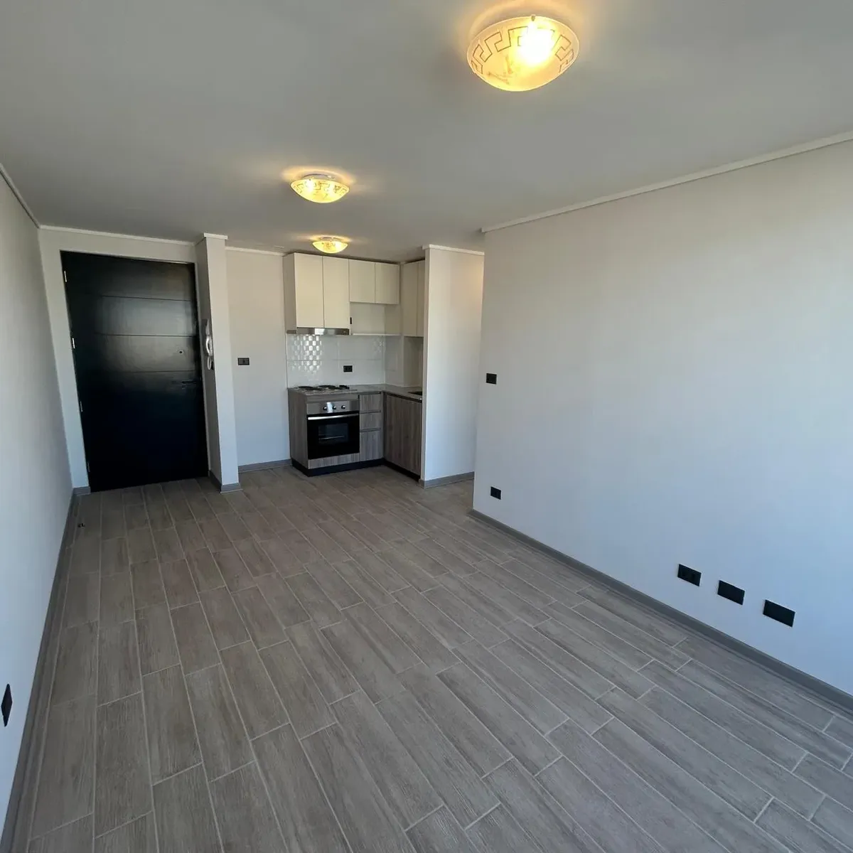 Imagen 1 de 10 de Departamento Nuevo En Arriendo, 2 Dormitorios 2 Baños.