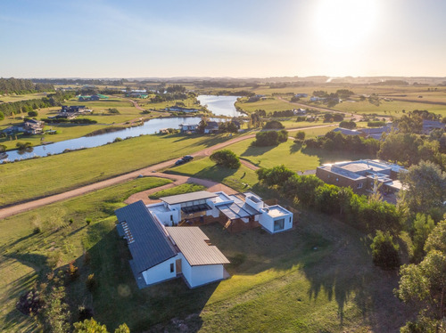 Espectacular Residencia En Venta En Punta Del Este