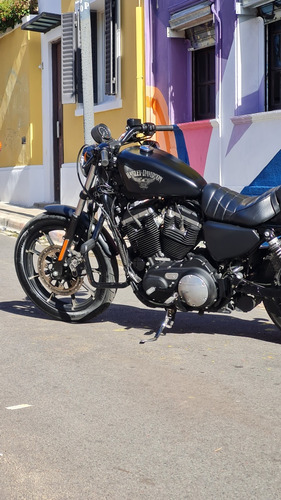 Harley Davidson 883 Iron