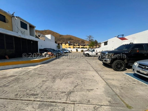 Edgar Centeno, Profesional Inmobiliario, Vende Townhouse, Altos De La Esmeralda, #23-26227