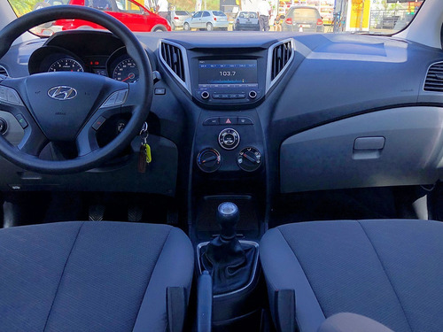 Imagem 13 de 15 de Hyundai Hb20s C.plus/c.style1.0 Flex 12v Mec. 4p 2019/2019