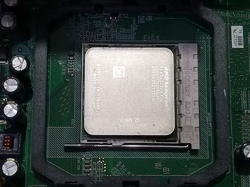 Pc - Sempron 3400+, Mb Ecs Geforce6100sm-m, 4gb Ram Ddr2 800
