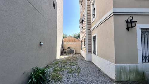 3 Ambientes Venta Con Dos Cocheras En Banfied Lomas De Zamora Apto Credito