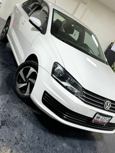 Volkswagen Vento 1.6 Starline At
