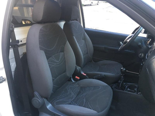 Imagem 3 de 11 de Fiat Strada 1.4 Working Cs Flex Manual 2p 57727km