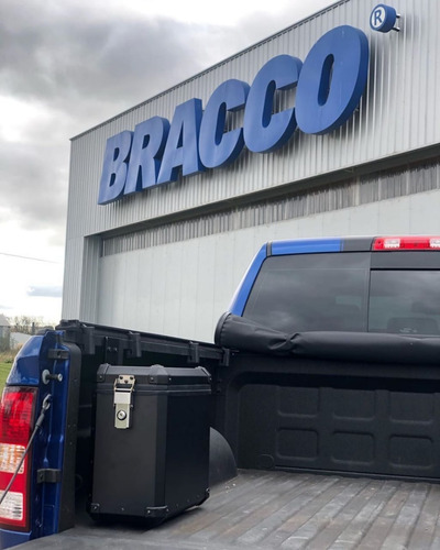 Baul Metalico Bracco Iron Box Lateral C/bolso Int. Extraible